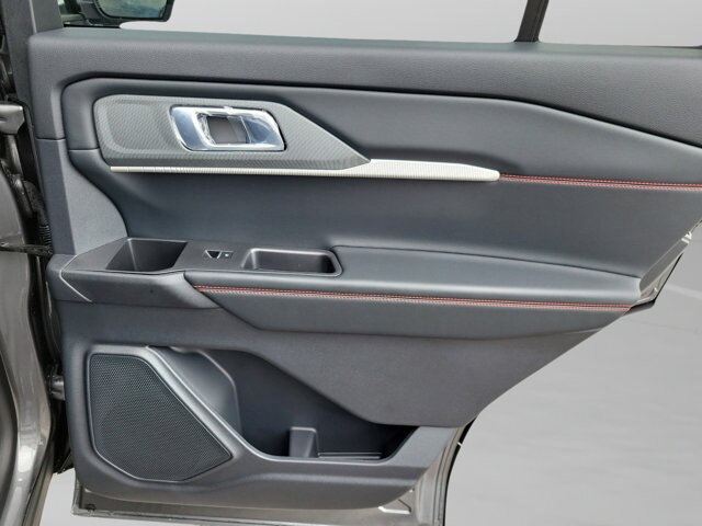 2026 Ford Explorer ST-Line - Photo 55