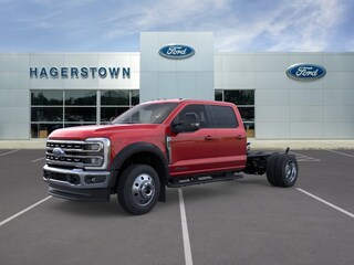 2026 Ford F-450 Chassis Lariat Truck Crew Cab