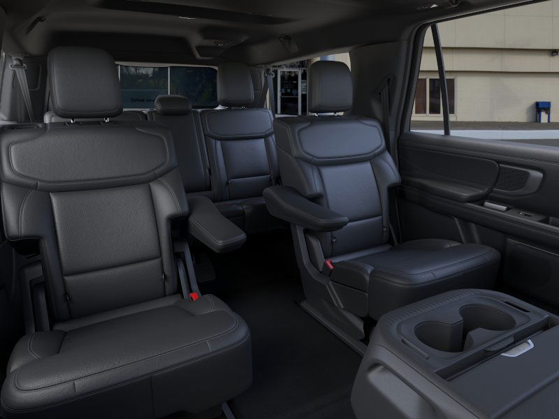2025 Ford Expedition MAX Platinum photo 10