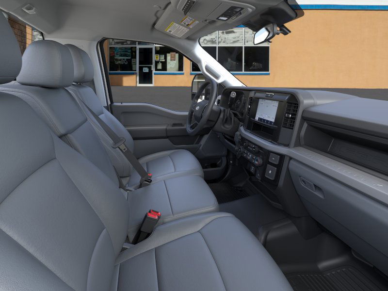 2025 Ford F-350 Super Duty Chassis Cab XL - Photo 33