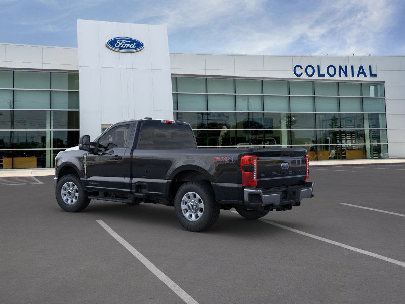 2025 Ford F-250 XLT photo 4