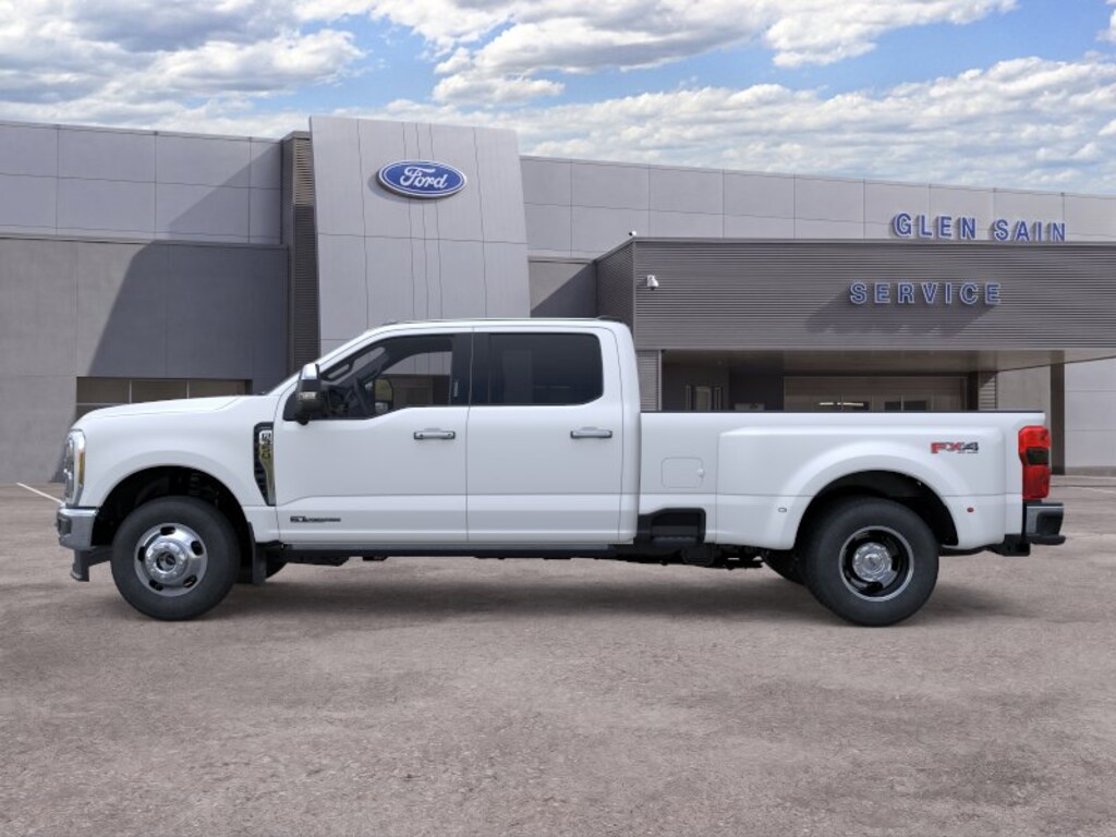 New 2026 Ford Super Duty F-350® Lariat® TRUCK
