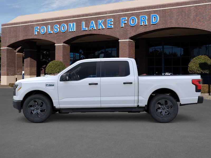 2025 Ford F-150 Lightning photo 3