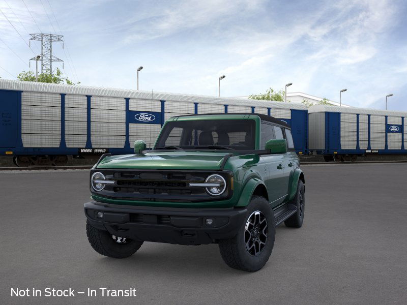 2025 Ford Bronco Outer Banks photo 2