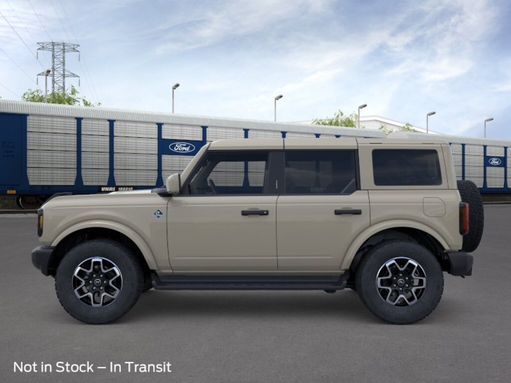 New 2026 Ford Bronco Outer Banks SUV