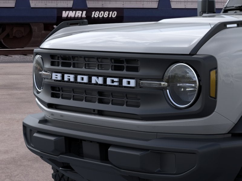 2026 Ford Bronco Base SUV