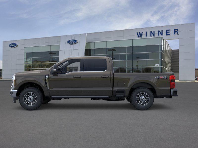 2025 Ford F-350 Lariat photo 3