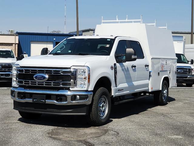 2024 Ford Super Duty F-350 SRW F-350 XL 4WD Crew Cab 179 WB 60 CA