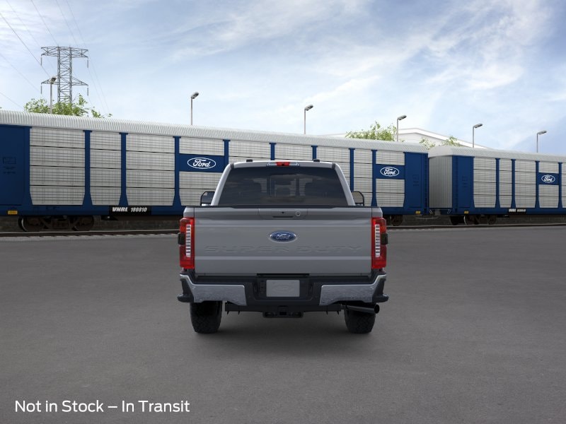 Super Duty F-350&reg; Lariat&reg; TRUCK