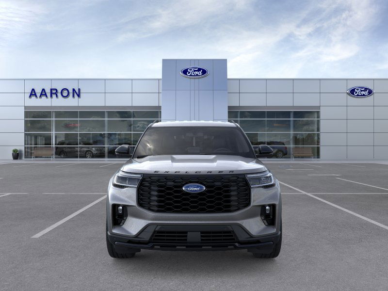 2025 Ford Explorer ST-Line photo 3