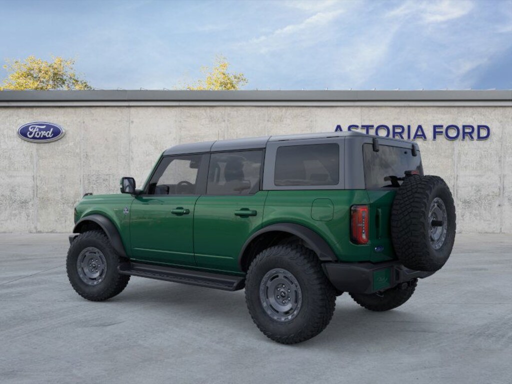 New 2025 Ford Bronco Outer Banks SUV