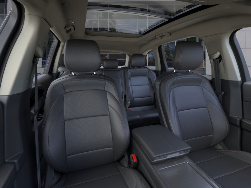 Thumbnail: 2026 Lincoln Nautilus - 39