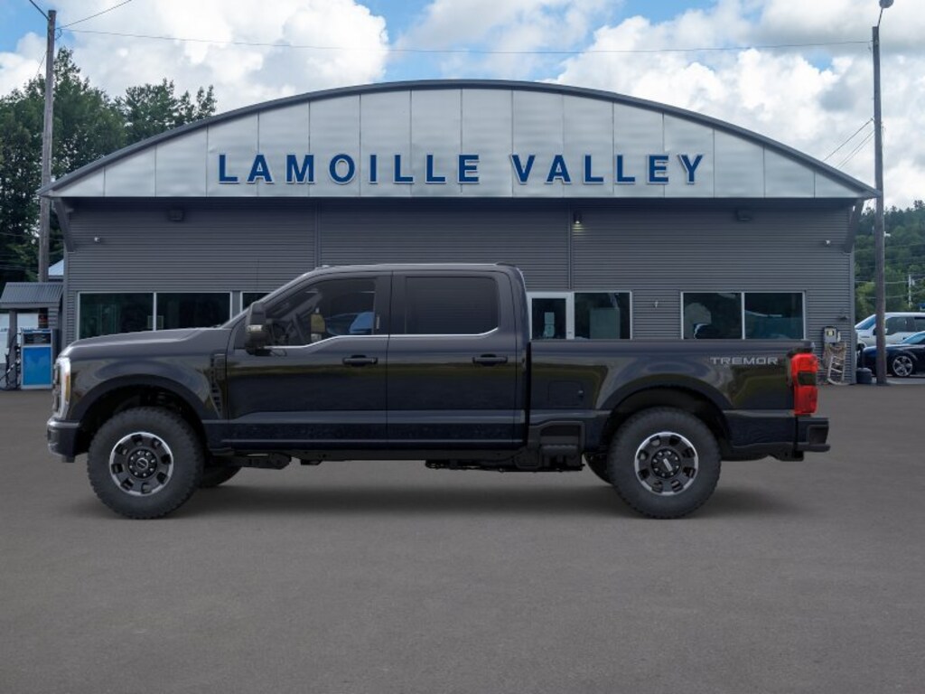 New 2026 Ford F-350SD Lariat Truck