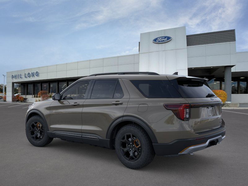 2026 Ford Explorer photo 4