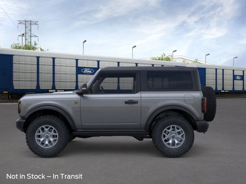 2025 Ford Bronco Badlands photo 3