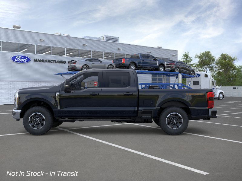 2025 Ford F-250 Lariat photo 3