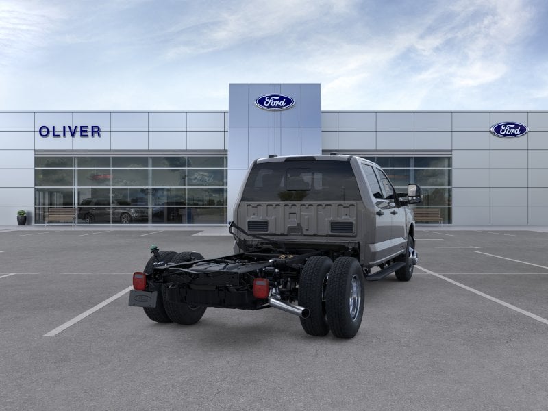 2026 Ford F-350 Super Duty Chassis Cab XL - Photo 8