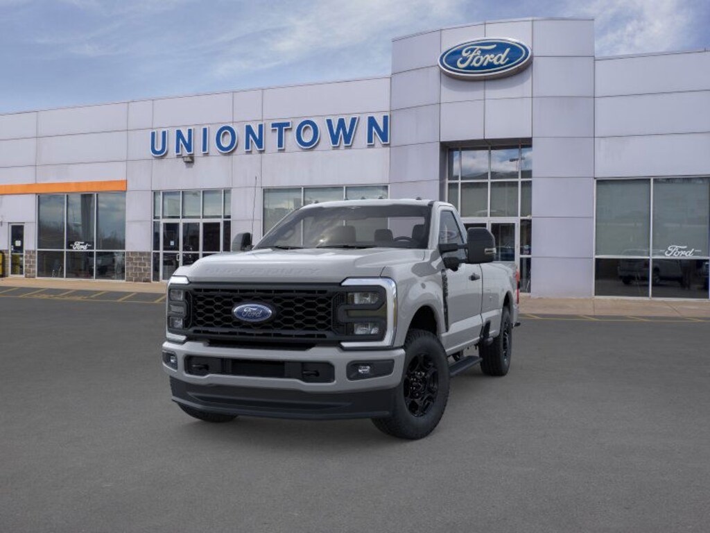 New 2025 Ford F-350 Super Duty XL 4x4 XL Regular Cab 8 ft. LB SRW Pickup
