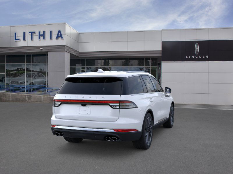 Thumbnail: 2026 Lincoln Aviator - 31