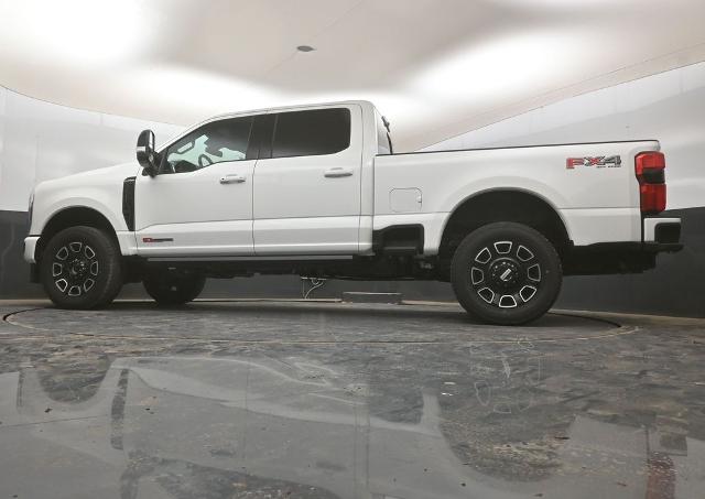 2025 Ford F-250 Super Duty Platinum - Photo 71