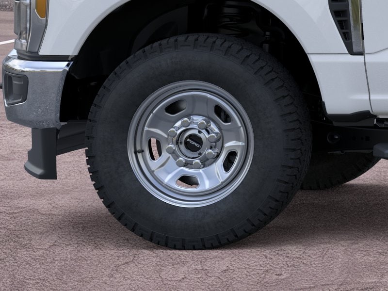 2025 Ford F-350 Super Duty Chassis Cab XLT - Photo 19