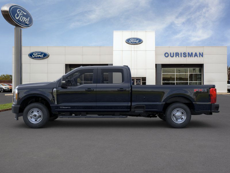 2025 Ford F-250 XL photo 4