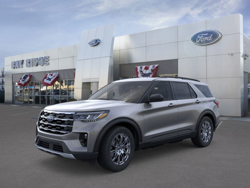 2026 Ford Explorer photo 2