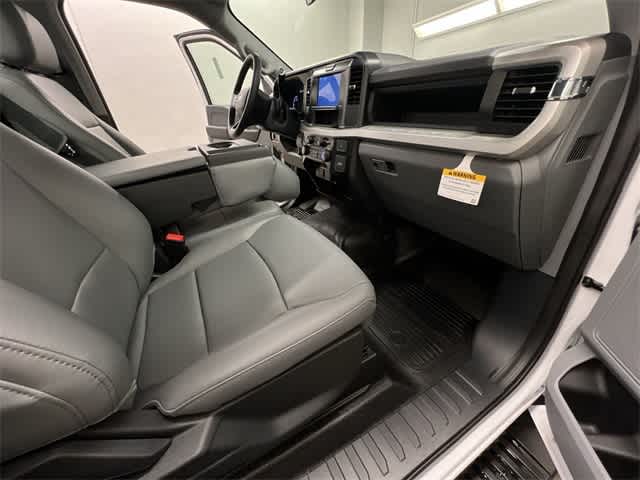 Thumbnail: 2025 Ford  - 40