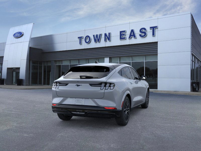 2025 Ford Mustang Mach-E Premium - Photo 31
