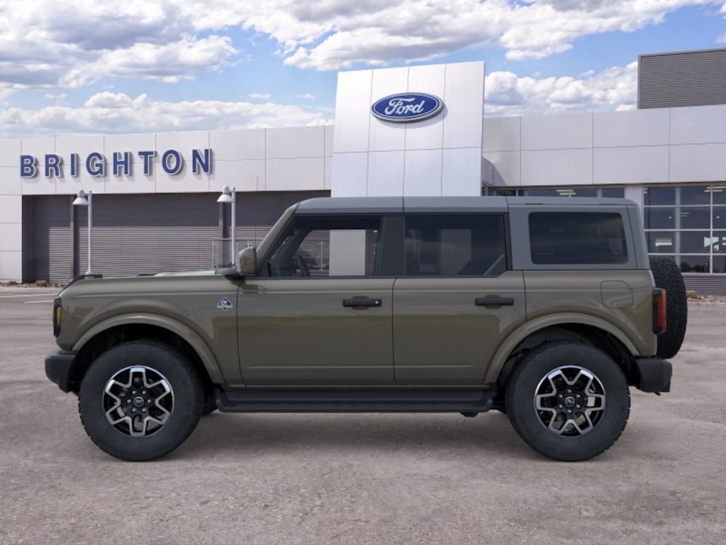 New 2026 Ford Bronco Outer Banks SUV