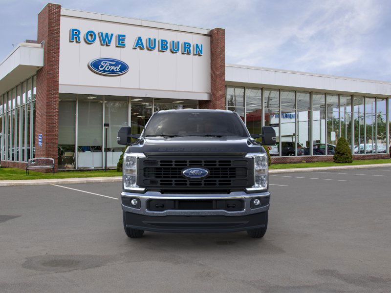 2025 Ford F-350 XL photo 2