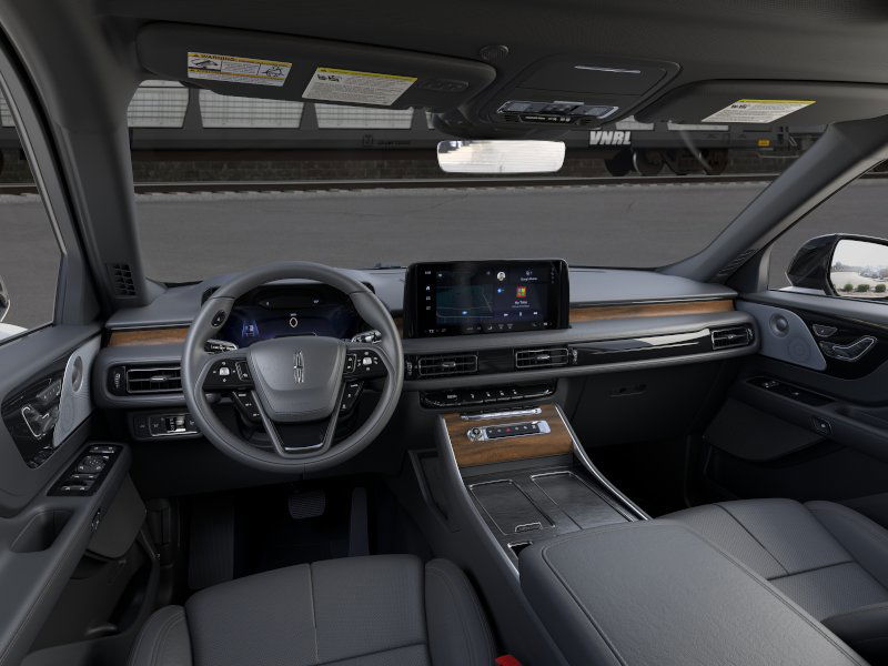 Thumbnail: 2025 Lincoln Aviator - 31