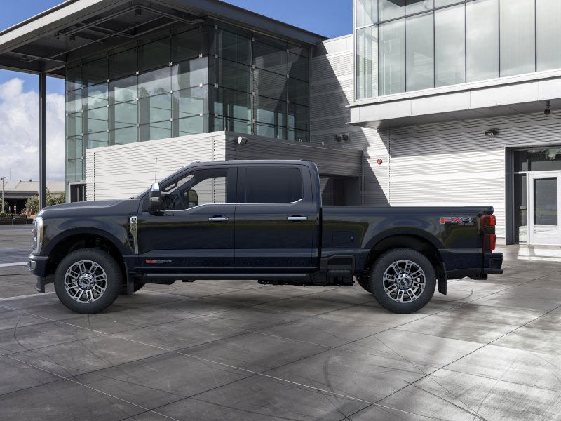 2025 Ford F-350 Platinum photo 3