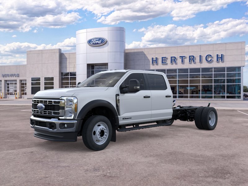 2026 Ford F-550 Super Duty Chassis Cab