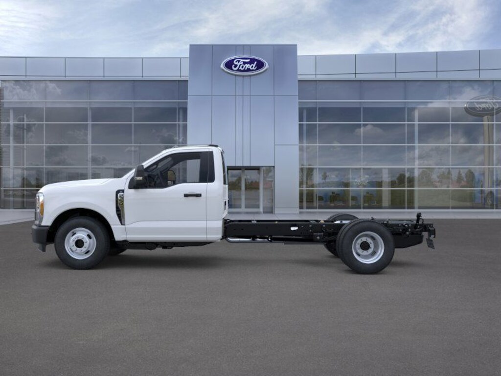 New 2026 Ford Chassis Cab F-350 XL Truck Regular Cab