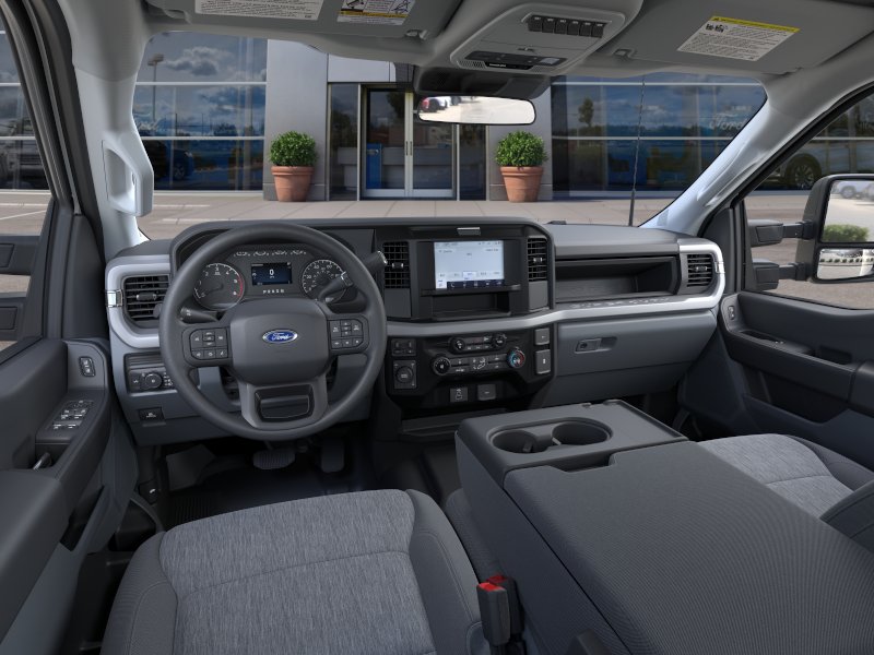 2025 Ford F-350 Super Duty Chassis Cab XL - Photo 32