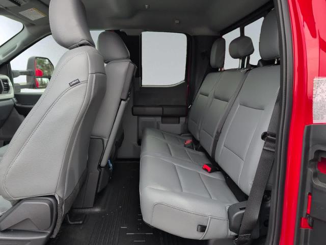 2025 Ford F-350 Super Duty Chassis Cab XL - Photo 42