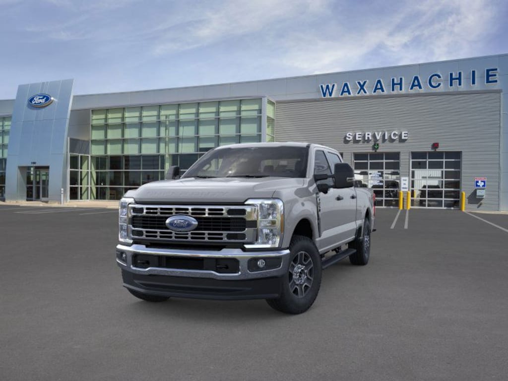 New 2025 Ford F-250SD XLT Truck