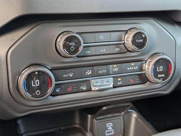 2025 Ford Bronco 4-Door Outer Banks - Photo 45