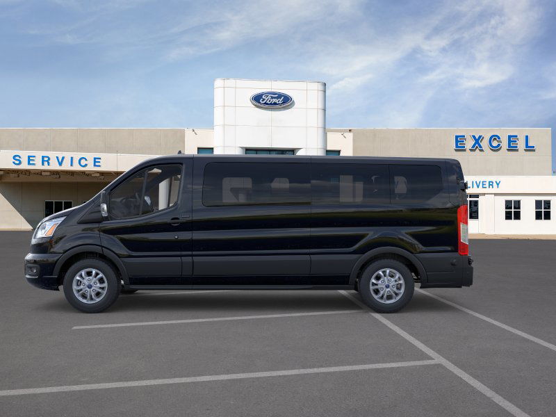 2023 Ford Transit XLT photo 3