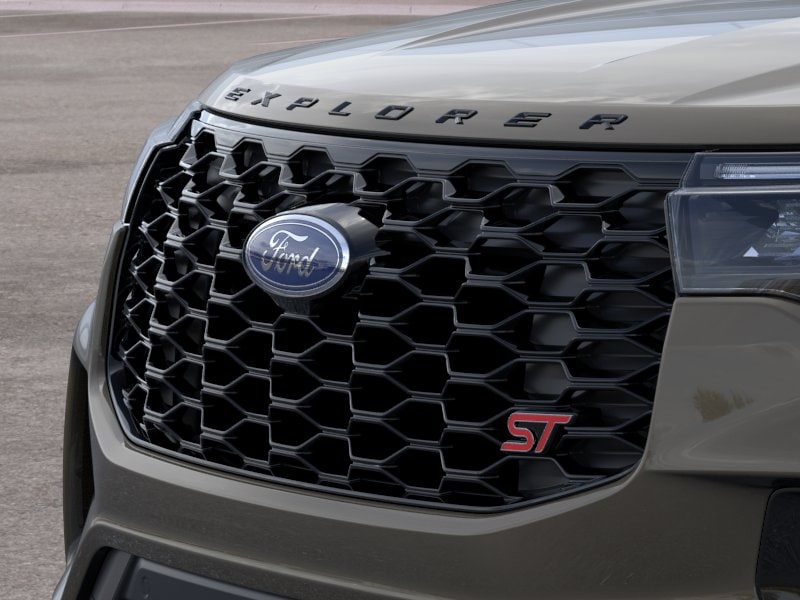 2026 Ford Explorer ST - Photo 17