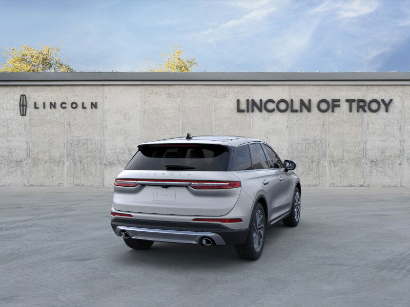 2024 Lincoln Corsair Premiere 8