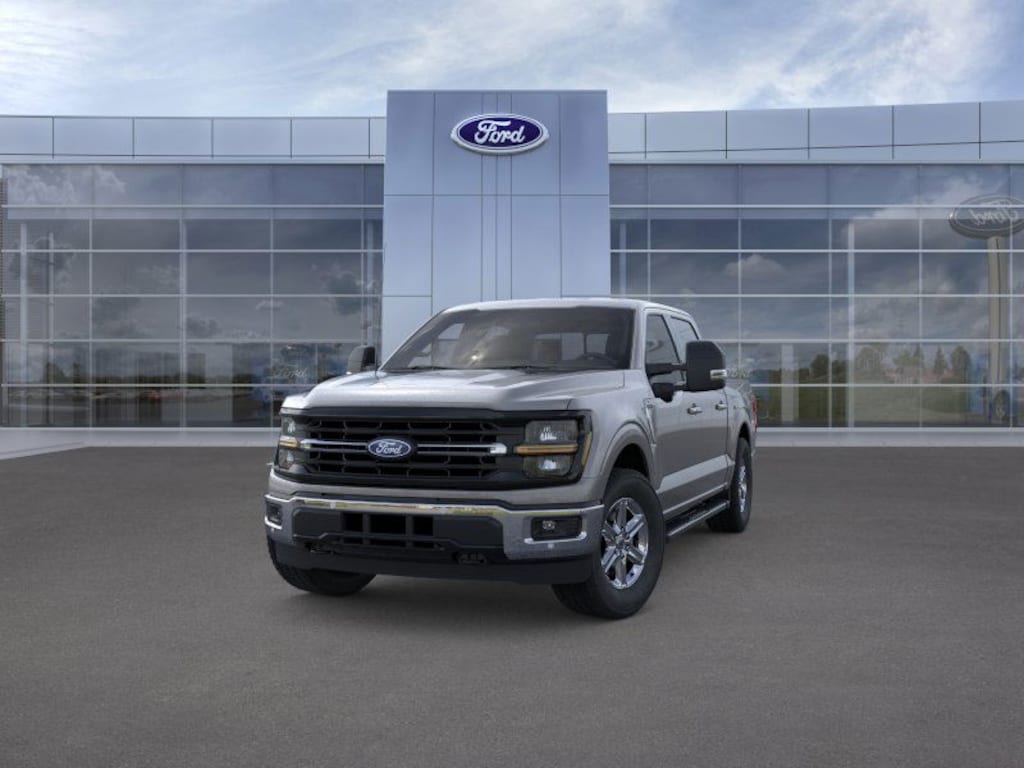 New 2024 Ford F-150 XLT Truck SuperCrew Cab