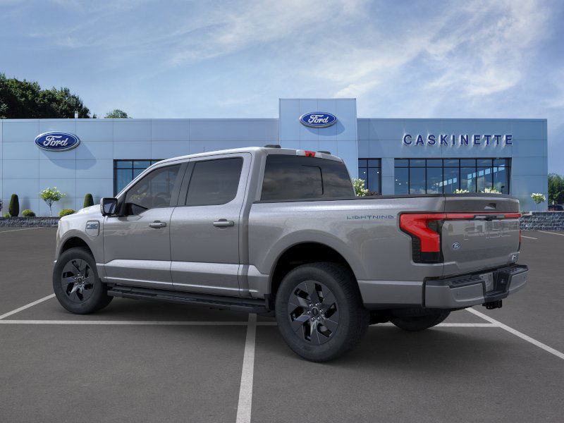 2025 Ford F-150 Lightning Lariat photo 4