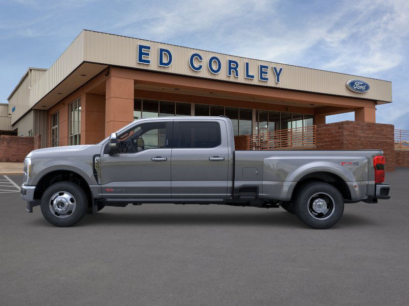 2026 Ford F-350 Lariat photo 3