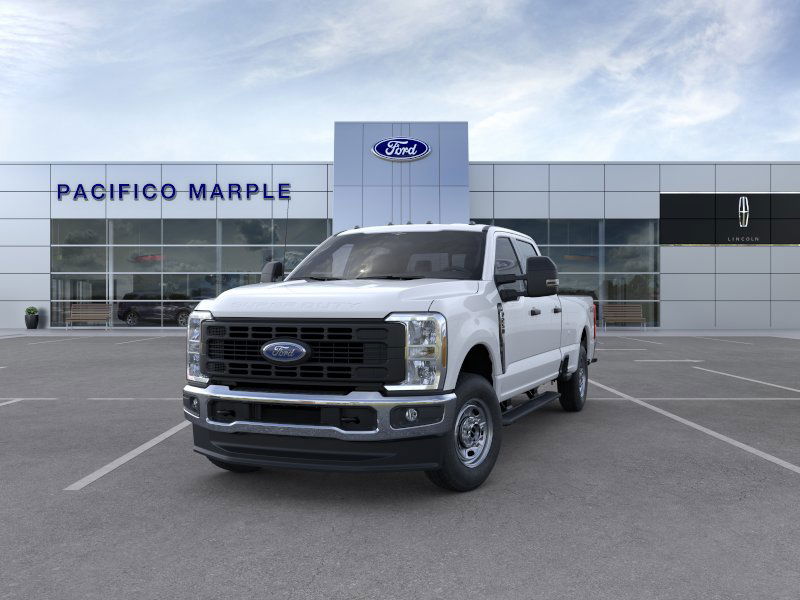 2025 Ford F-250 photo 2