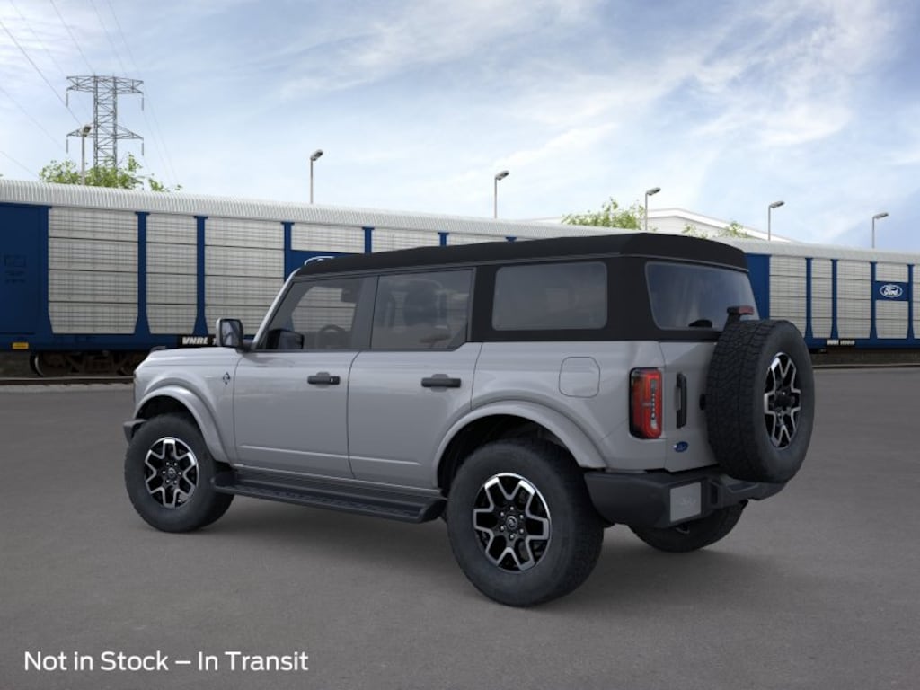 New 2026 Ford Bronco Outer Banks SUV