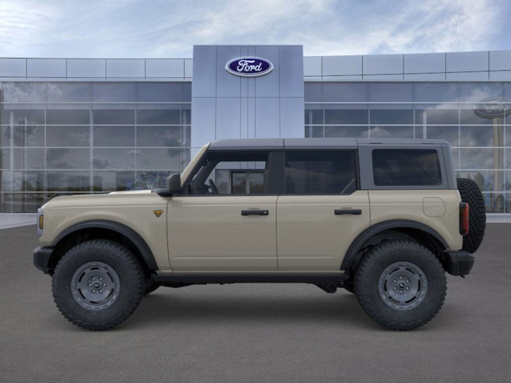 New 2025 Ford Bronco Badlands SUV