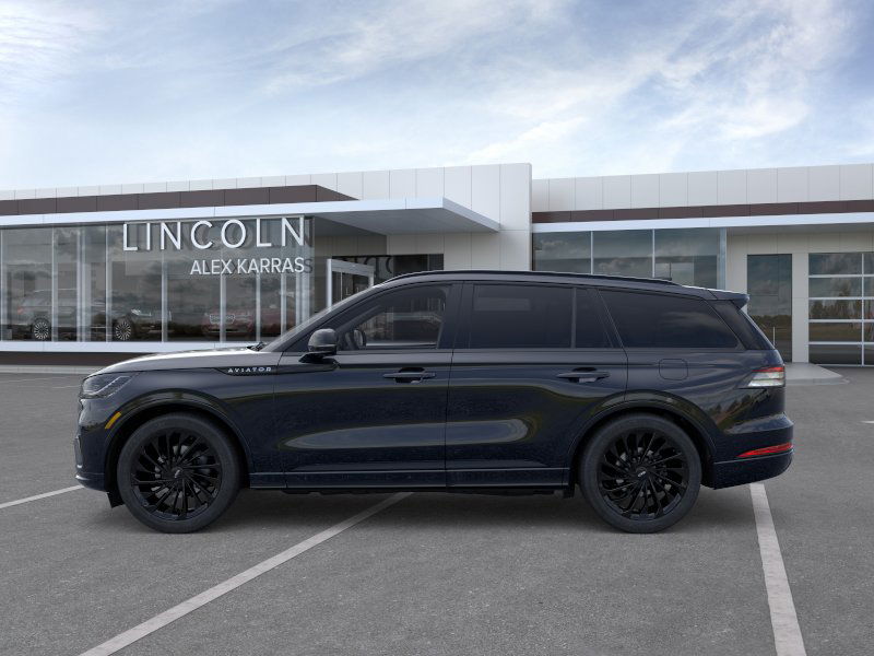 2025 Lincoln Aviator Reserve photo 3