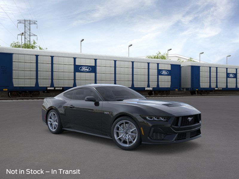2025 Ford Mustang  7